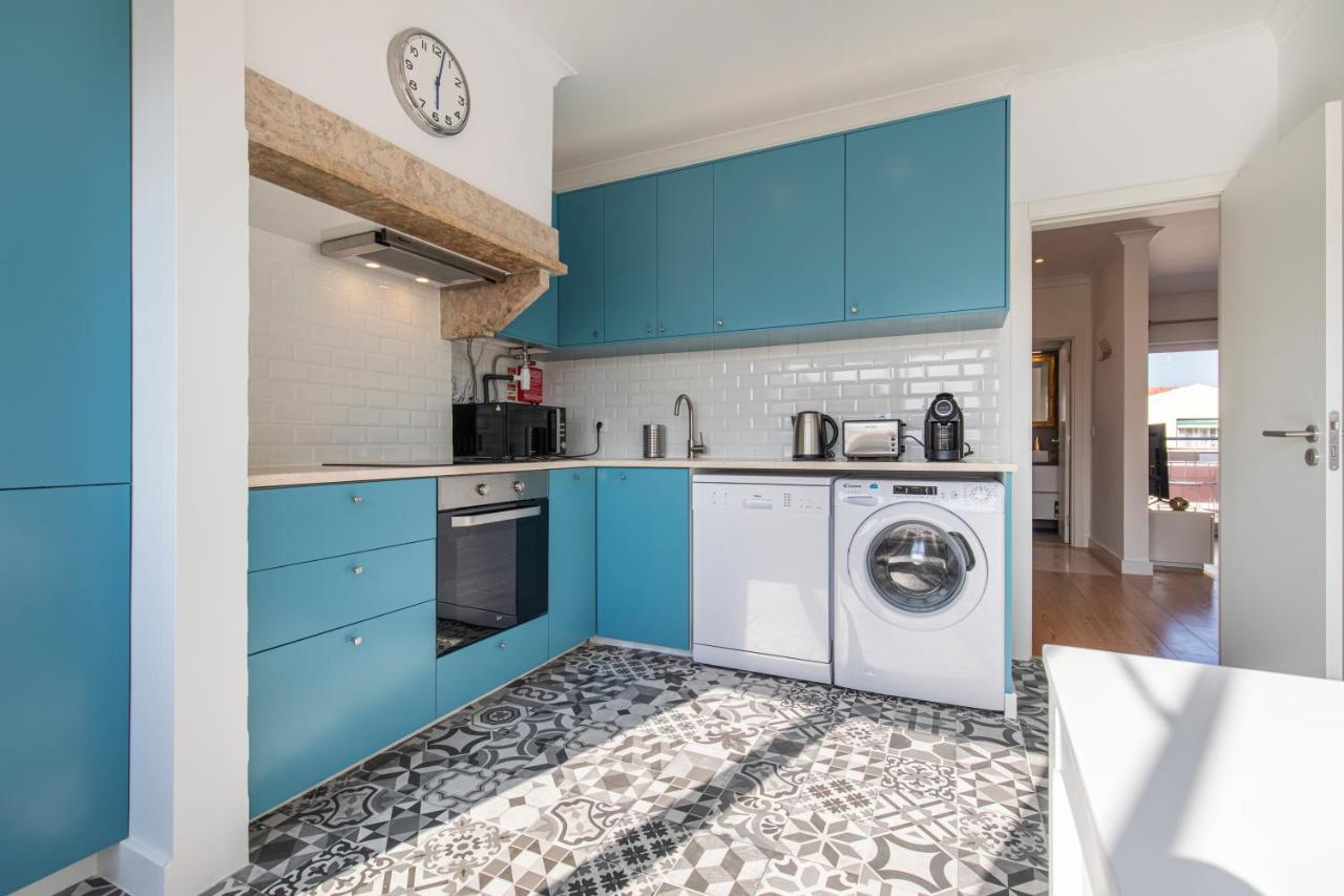 Lovelystay - Sunny 1Bdr Apartment W/Terrace Лиссабон Экстерьер фото
